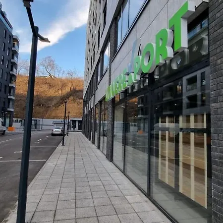 Alek Place Bělehrad