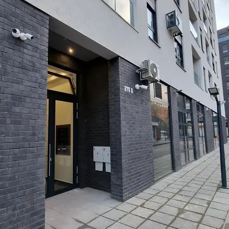 Alek Place Bělehrad